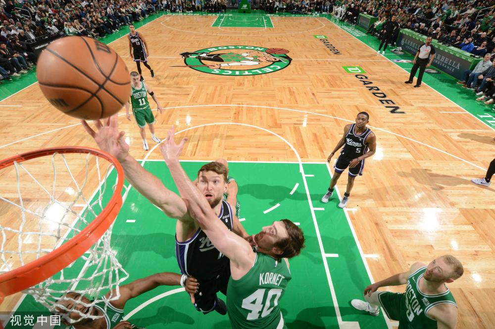 并且对球员 并且对球员